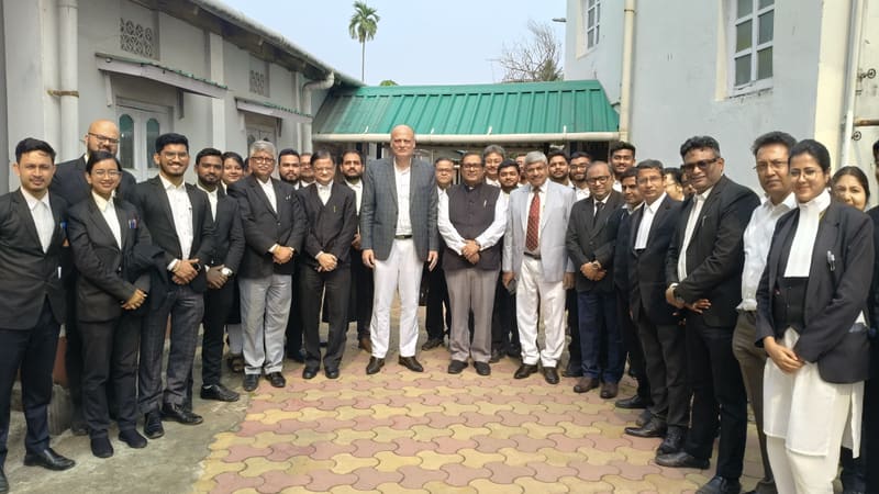Group photograph of Satyajit Paul with Hon'ble Judges of the Calcutta High Court and fellow members of the Bar